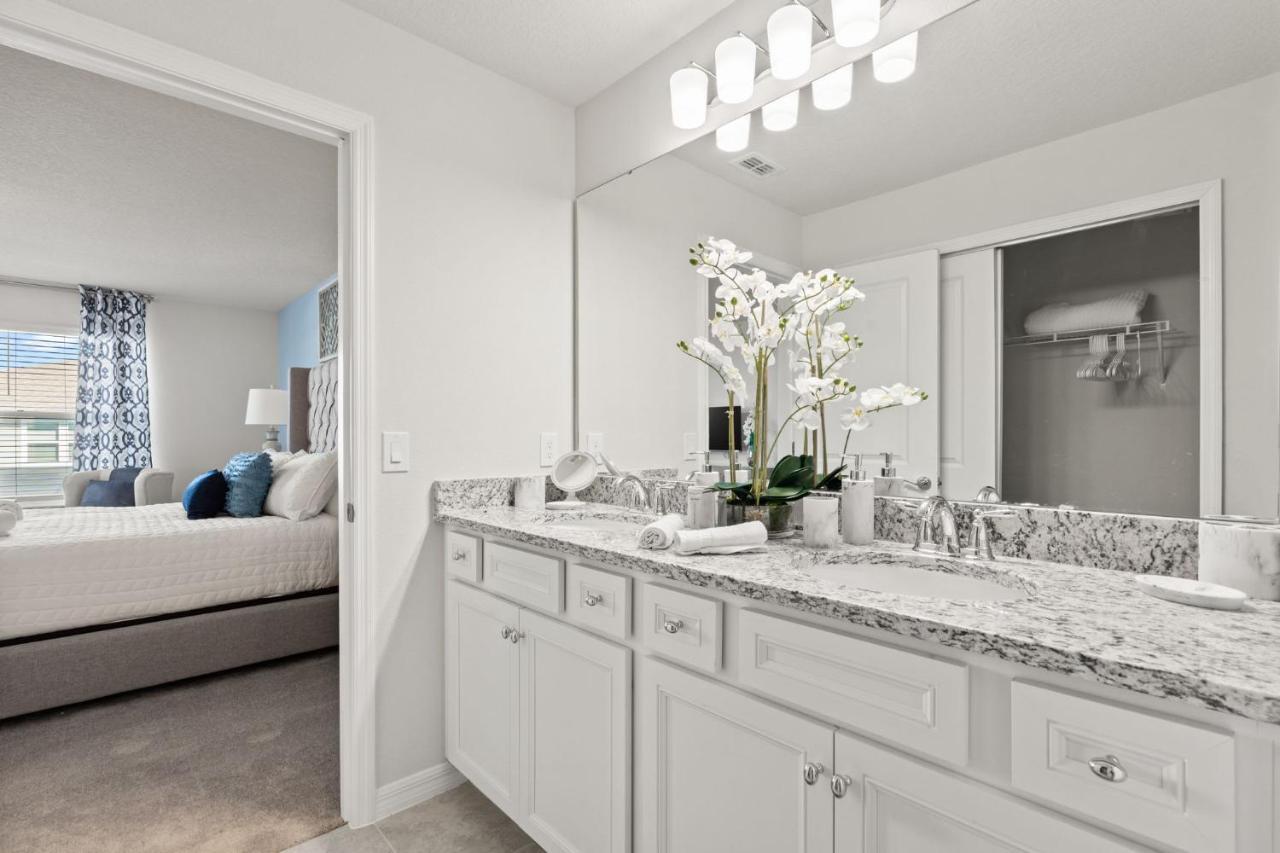 New To Market New Construction 5 Bed Retreat In World Famous Windsor Island Davenport Eksteriør billede